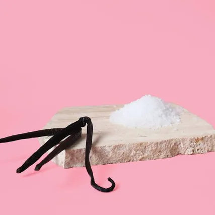 ▪️FRAGRANCE DESCRIPTION - Seasalt and vanilla